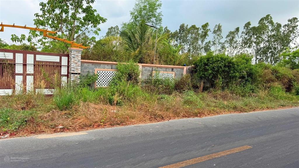 Mặt tiền hồ sở bông view núi minh đạm
dt 565m219x34200m2 thổ cư
long mỹ phước hải brvt