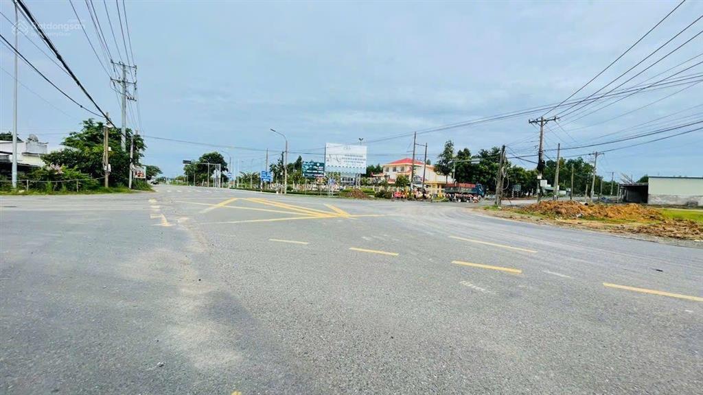 Ngộp gấp làm nhà vườn thì quá đẹp anh chị ơi. gần biển phước hải  xã đất đỏ  tp hcm