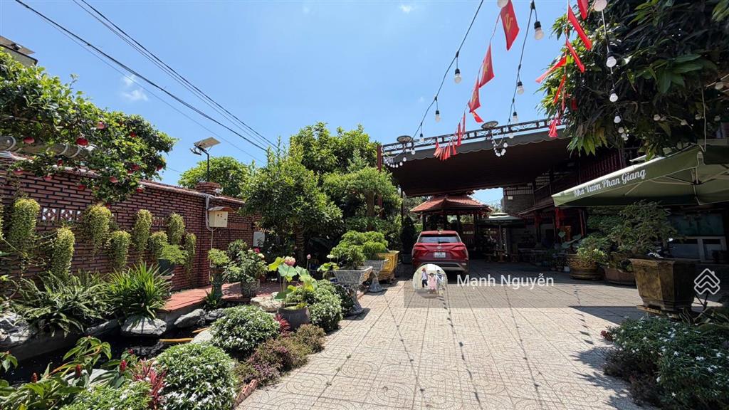 Nhà vườn đẹp mê luôn cách biển phước hải 5 phút dt 465m2  ngang 20m sâu vào 28m thổ cư 96m2