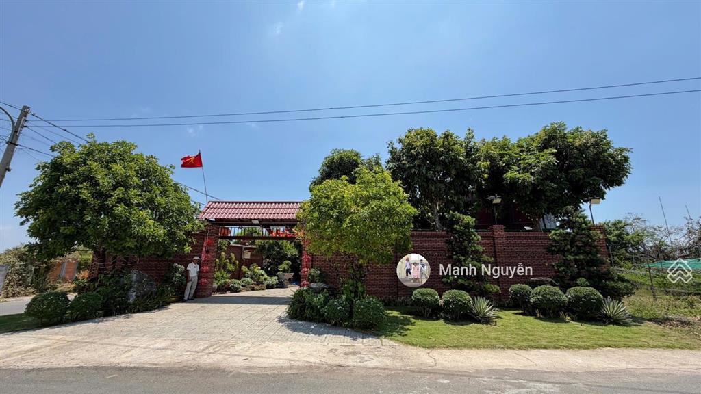 Nhà vườn đẹp mê luôn cách biển phước hải 5 phút dt 465m2  ngang 20m sâu vào 28m thổ cư 96m2