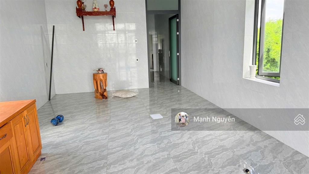 View núi cực đẹp  bán nhà tặng đất
dt 230m2  6x40  100m² thổ cư
mặt tiền đường nhựa số 2