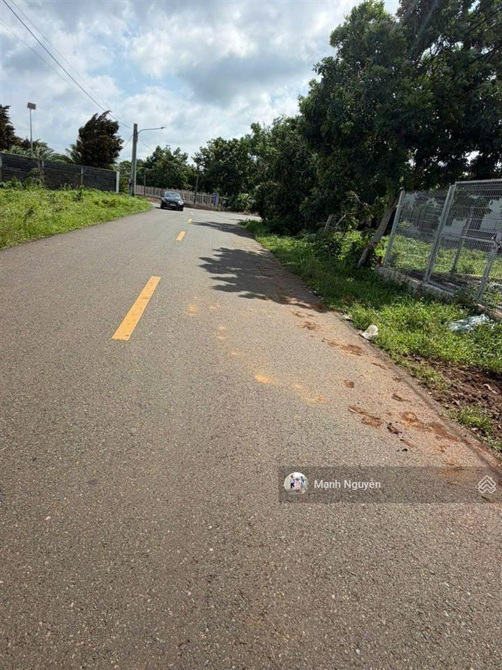 Mặt tiền đường nam kỳ khởi nghĩa đối diện trường học nguyễn thị hoa xã đất đỏ  tp hcm