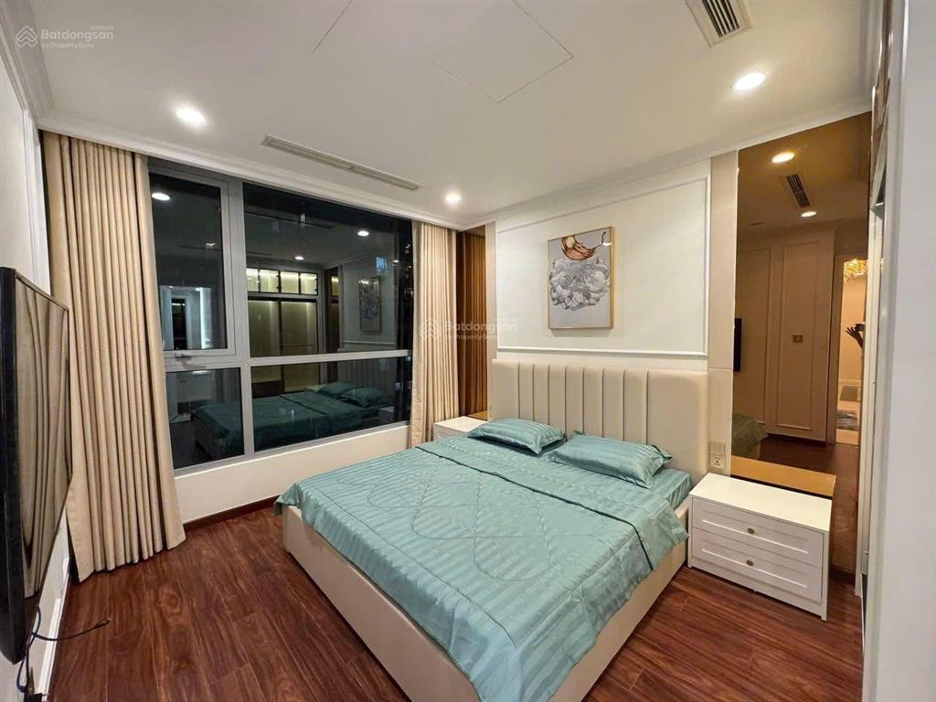 Cần cho thuê căn hộ vinhomes central park 2pn 89m2 nội thất sang trọng view thoáng mát giá tốt
