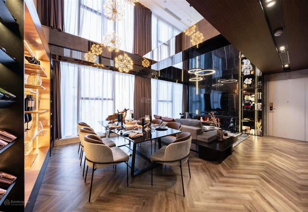 Cho thuê căn hộ 3pn vinhomes golden river ba son 126m2 nội thất sang trọng view thoáng giá tốt