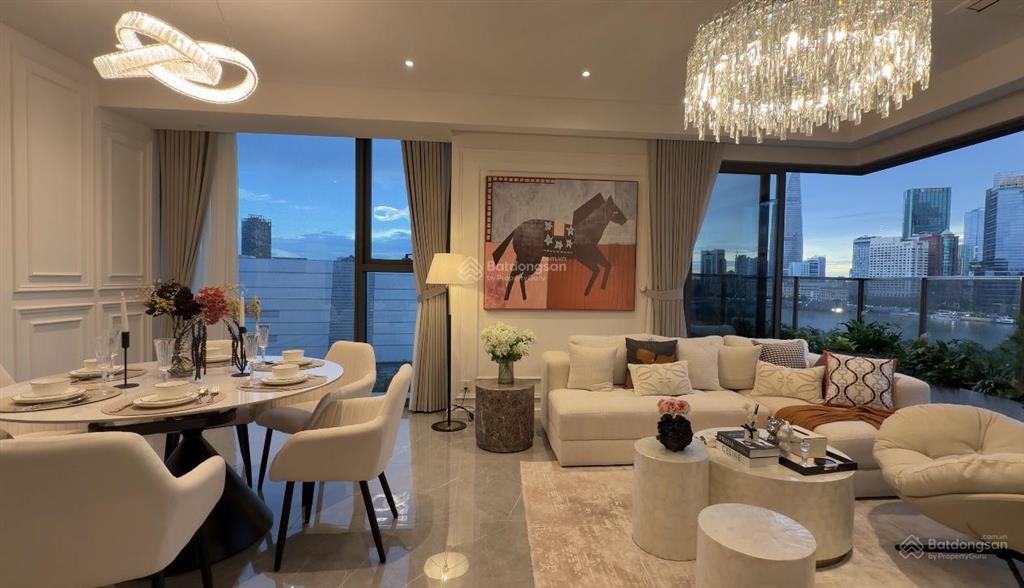 Cho thuê căn hộ 4pn vinhomes golden river, view sông sài gòn, bitexco cực đẹp, nội thất cao cấp