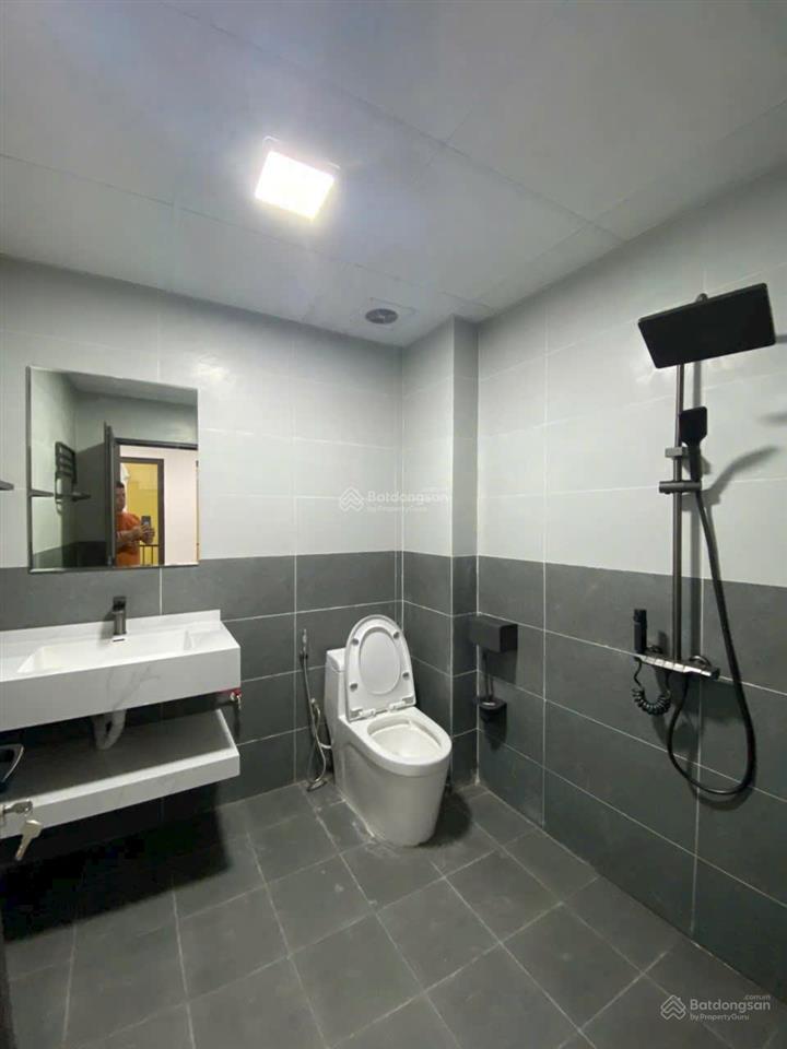 Chính chủ bán nhà 48 m 5 tầng đấu giá ngô thì nhậmô tô tránhkinh doanh/văn phòng/cho thuê18,5 tỉ