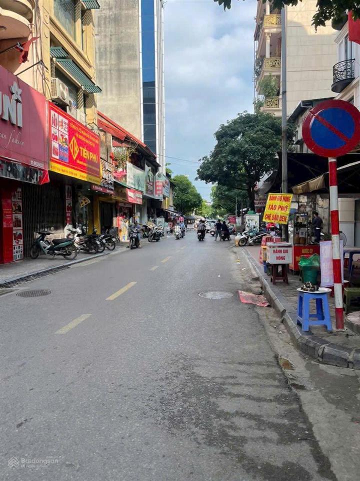 Chính chủ bán 54 m đất lô góc 3 mặt thoáng kinh doanh ô tô tránh  gần mặt phố lê trọng tấn 13,6 tỉ