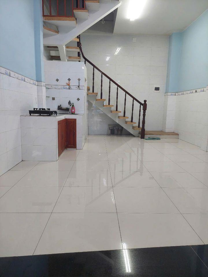 Bán nhà mặt tiền Lý Thường Kiệt Tân Bình dòng tiền thuê 550tr, 50m giá 11 tỷ 99