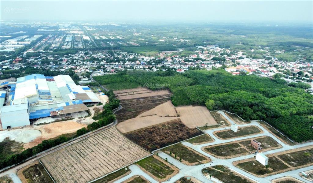 Nhà ở xã hội 1 trệt 1 lầu 1 tum ngay kcn vsip ii  tp. hồ chí minh. trả trước 580 triệu