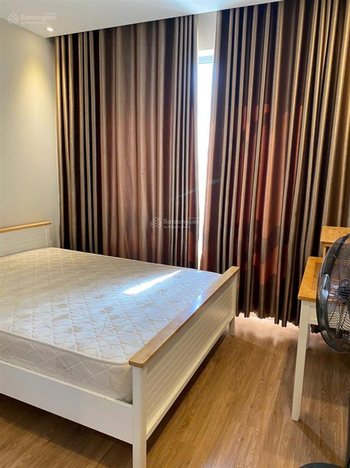 Bán căn hộ the flemington lê đại hành q11, dt 97m2,3pn, 2wc, để lại nt. giá bán 6.9 tỷ còn tl giảm