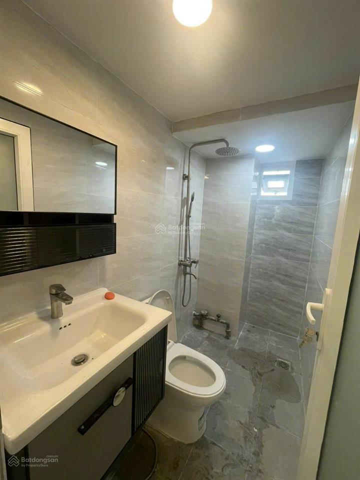 Bán căn hộ the flemington lê đại hành q11, dt 97m2,3pn, 2wc, để lại nt. giá bán 6.9 tỷ còn tl giảm