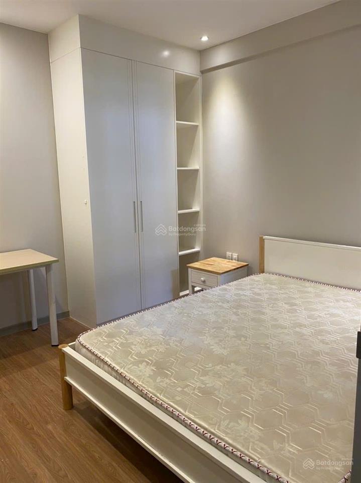 Bán căn hộ the flemington lê đại hành q11, dt 97m2,3pn, 2wc, để lại nt. giá bán 6.9 tỷ còn tl giảm