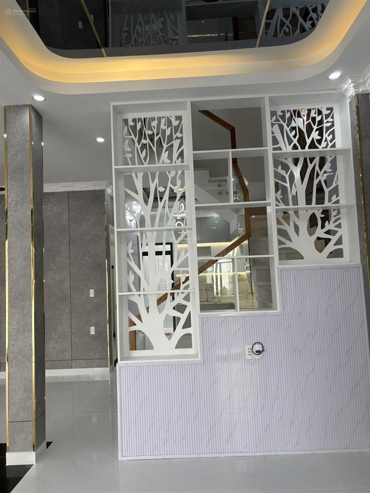 Bán nhà mới 100% đường lê văn lương. xã phước kiển