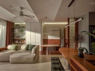 Bán căn hộ sky89, q7. dt lớn 89m2, 2pn 2wc full nội thất derco. giá 6.7 tỷ sổ hồng