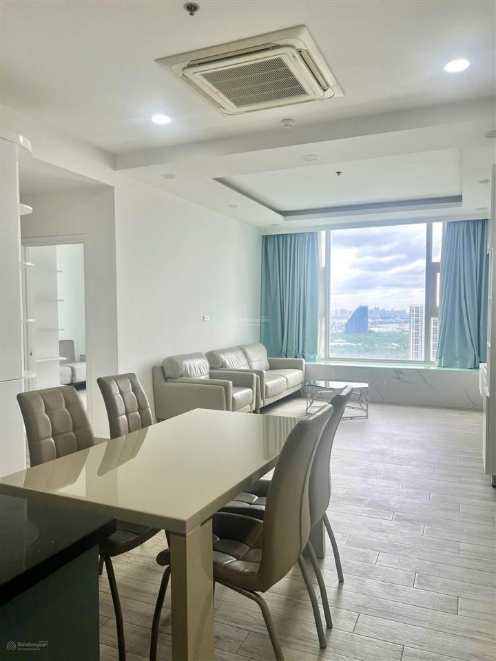 Bán căn hộ la casa q7. dt 92m2, 2pn 2wc full nội thất. giá 5 tỷ sổ hồng