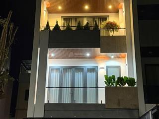 Bán căn nhà 3 tầng 1 tum mới đang hoàn thiện full nội thất. mỹ gia gói 5 thái hưng
