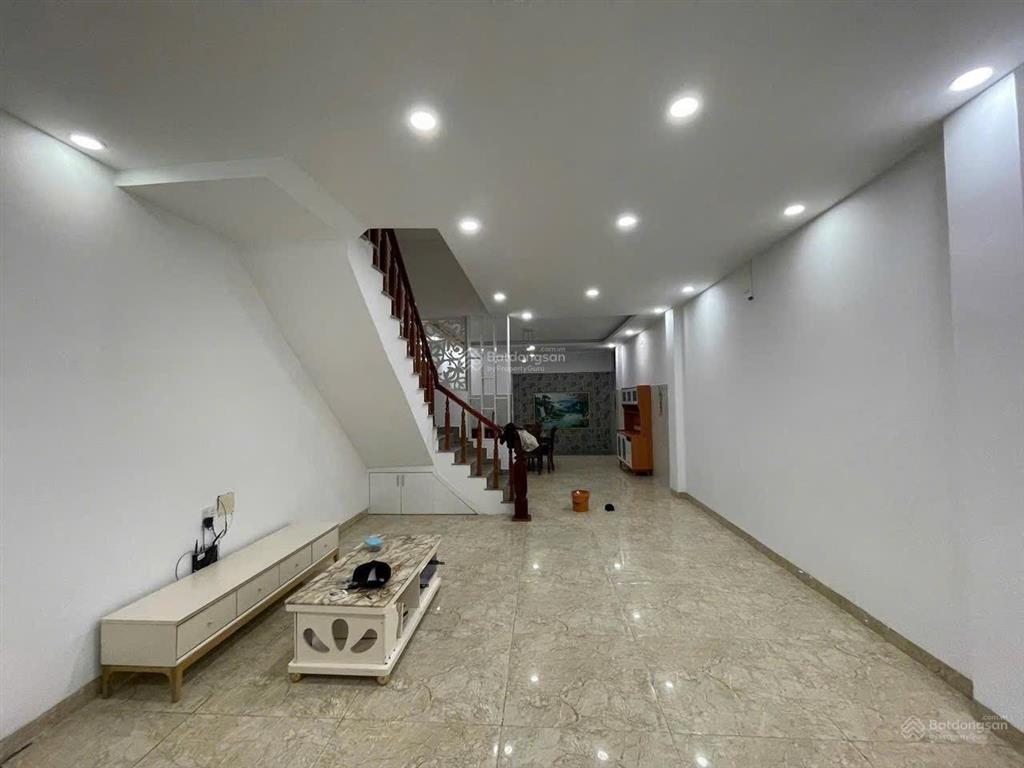 Bán nhà 3 tầng ( đã có sồ ) tại kđt phước long a  nha trang chỉ 9 tỷ