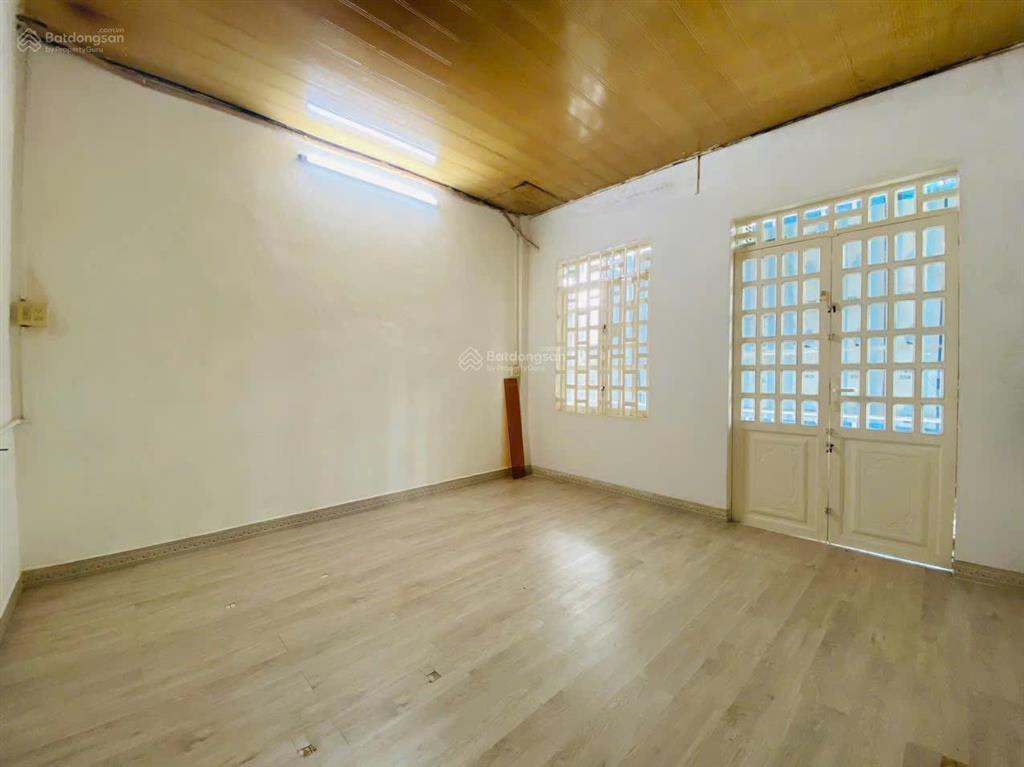 Bán nhà 2 tầng mặt tiền kinh doanh đường. ngay chợ đồng nai  phước hải
