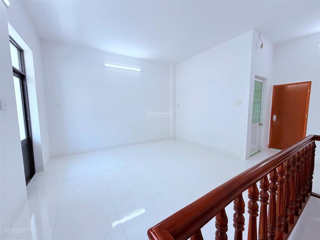 Bán nhanh nhà 2 tầng mới kiên cố đường lý ông trọng, bắc nha trang