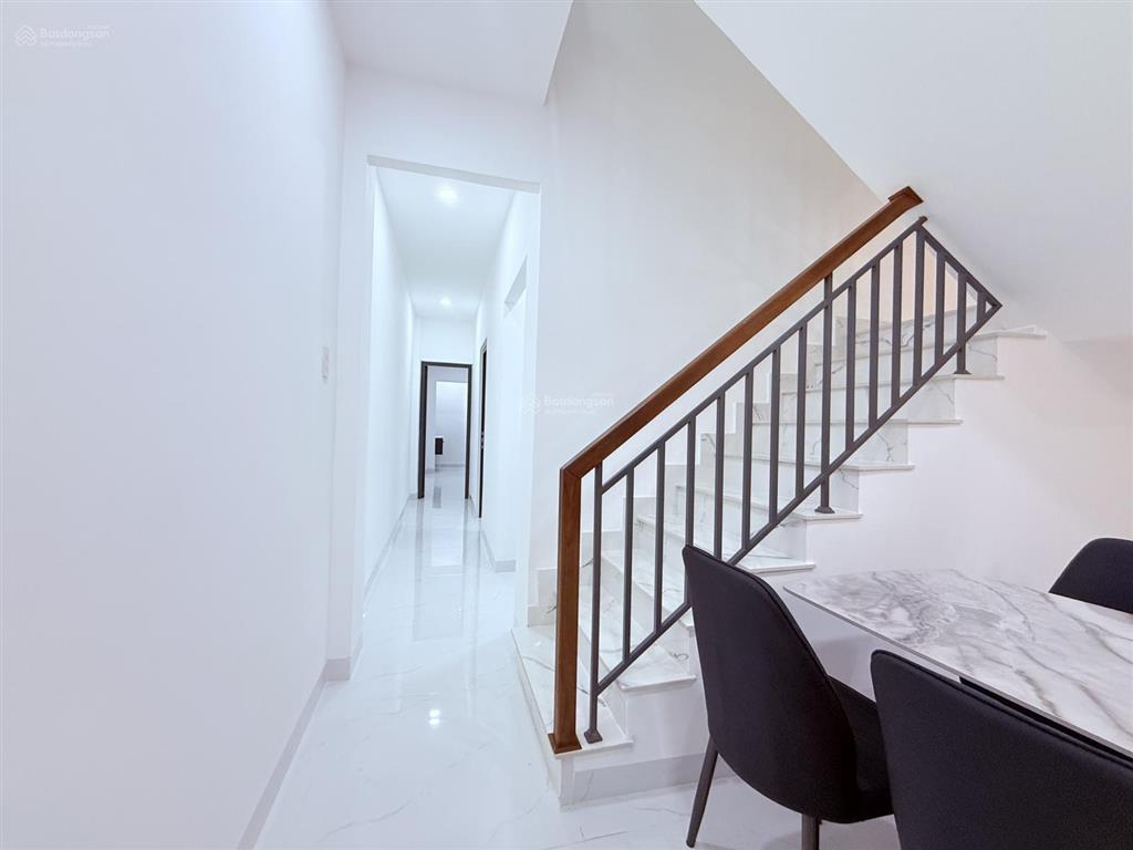 Bán nhà mới siêu đẹp 2 tầng kiên cố  tđc đất lành  nha trang
