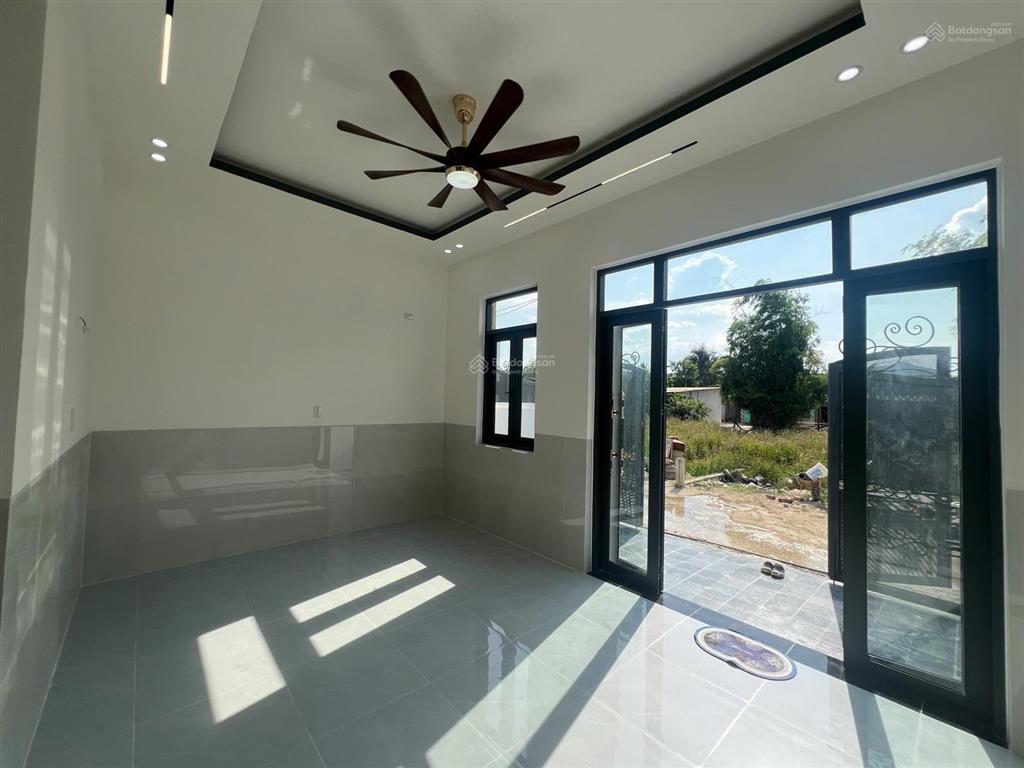 Cần bán căn nhà rọc chu  diên điền
