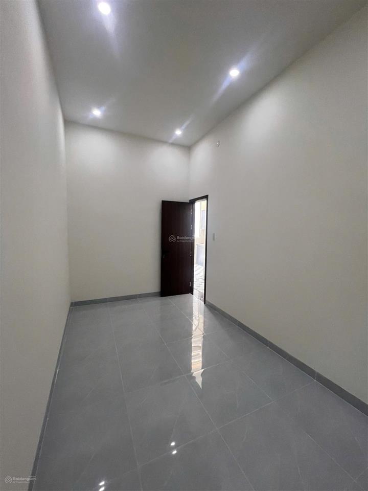 Cần bán căn nhà rọc chu  diên điền