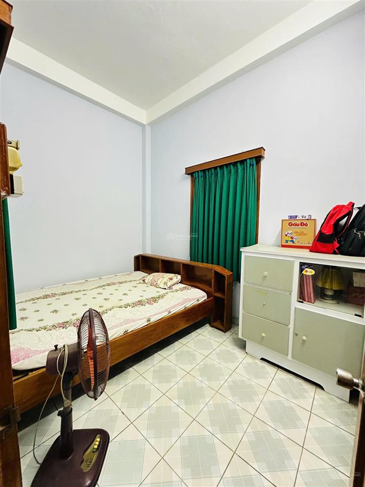 Bán nhà 3,5 tầng mặt tiền đường lạc long quân chỉ 7 tỷ 850