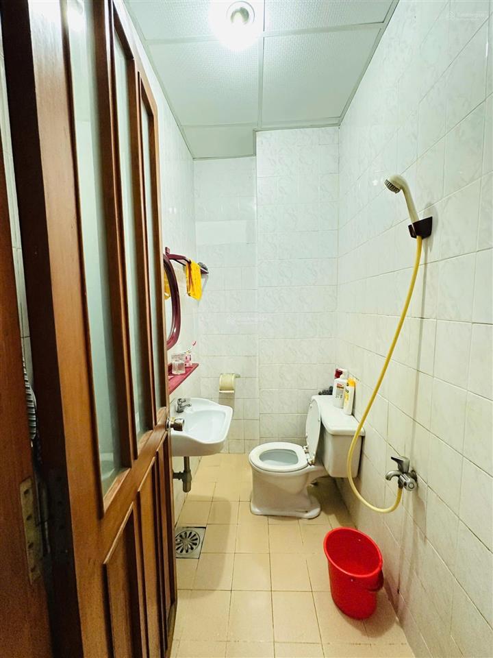Bán nhà 3,5 tầng mặt tiền đường lạc long quân chỉ 7 tỷ 850