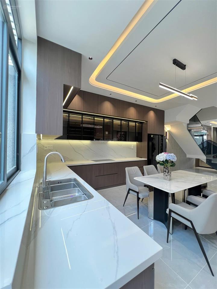 Bán nhà đẹp 3 tầng kđt mỹ gia gói 5  đường số 97 giá tốt giá 8 tỷ 600 triệu bao thuế phí