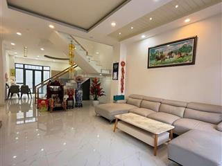 Siêu phẩm nhà 3 tầng tại mỹ gia nha trang
