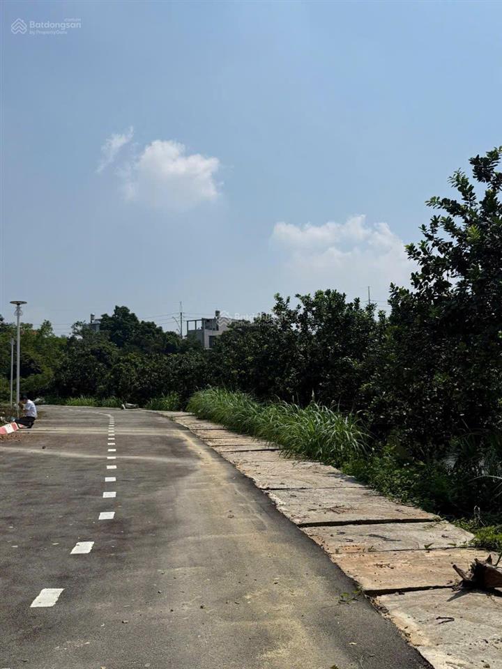 Cần bấn bán gấp 100m đất full thổ cư tại ba vì, view hồ đẹp , hướng nam mát