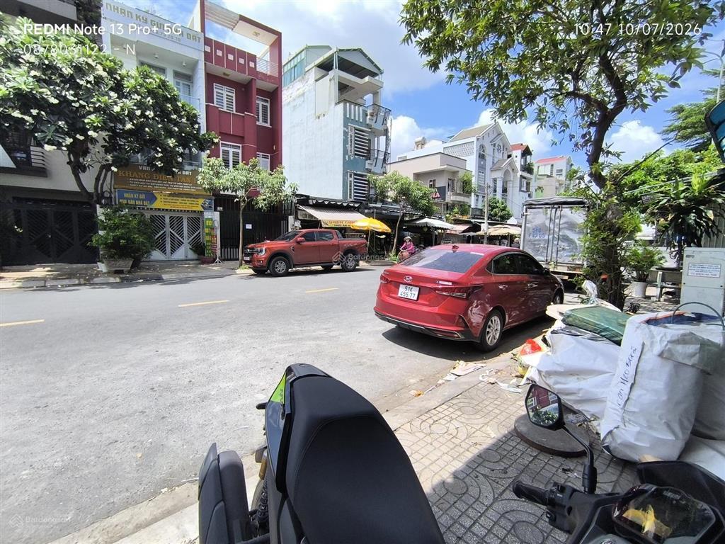 Mt nguyễn quý anh ngay đại học 12*60m trệt lửng trống suốt!!