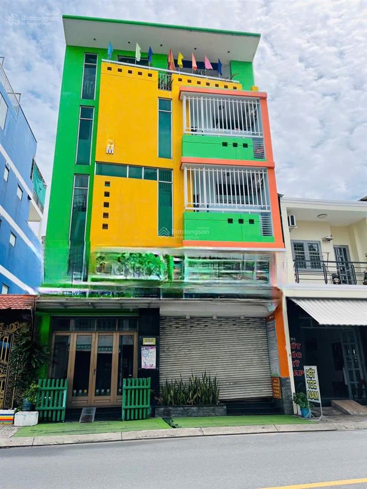 Cho thuê tòa nhà mặt tiền trần hưng đạo quận tân phú 50 triệu có thang máy