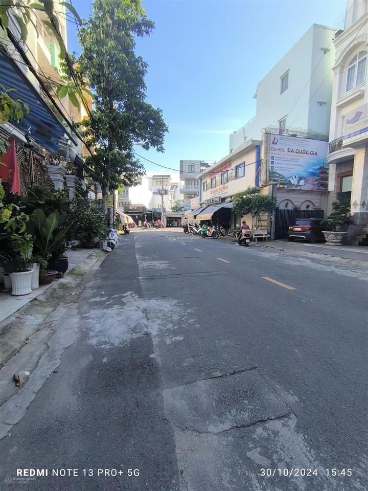 Cho thuê tòa nhà mặt tiền đường nguyễn văn tố  6 x 25 hầm 4 lầu 55tr