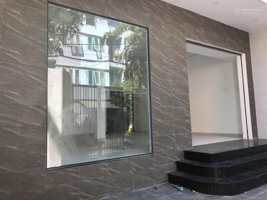 Cho thuê tòa nhà mới xây  mặt tiền đường cn1 aeon tân phú 8*22m 4 tầng 55tr