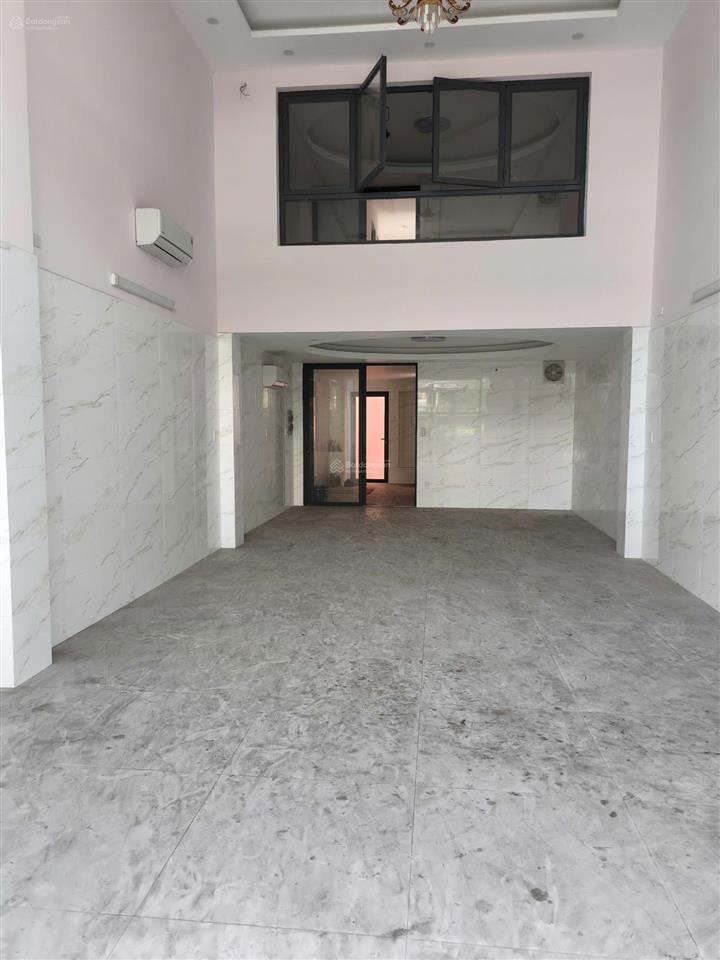Cho thuê căn nhà mặt tiền số đường số 2, 5*22m có thang máy suốt 27tr