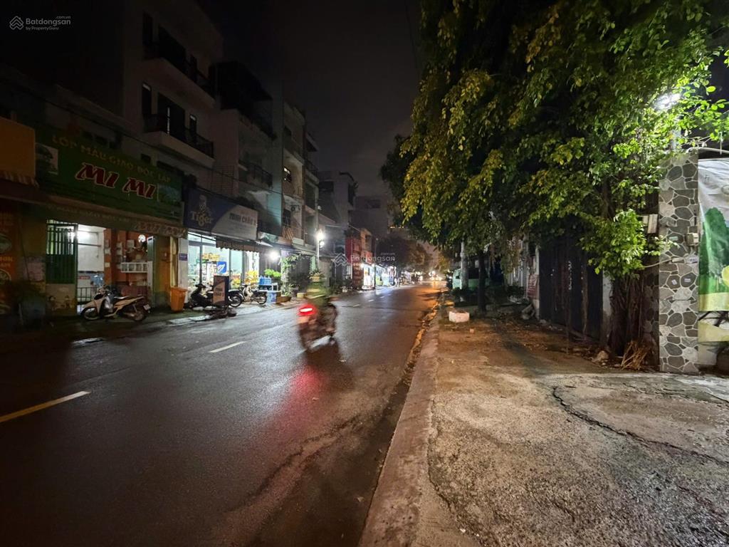 Mt ds5 ngay aeon tân phú, 10*25m, giá 33tr/tháng