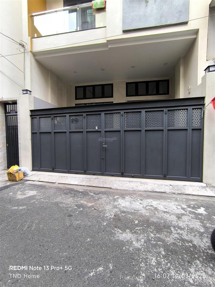 Toà nhà tân phú 8*20m hầm 6 tầng thang máy giá 35tr