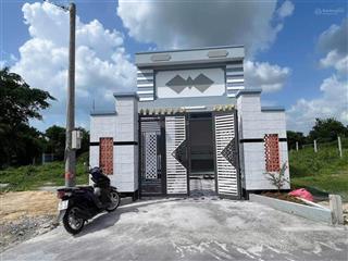 Chủ cần tiền bán nhanh căn nhà mới 100% xã củ chi, tp hcm giá 2ty550 bớt lộc, shr chính chủ bao cc