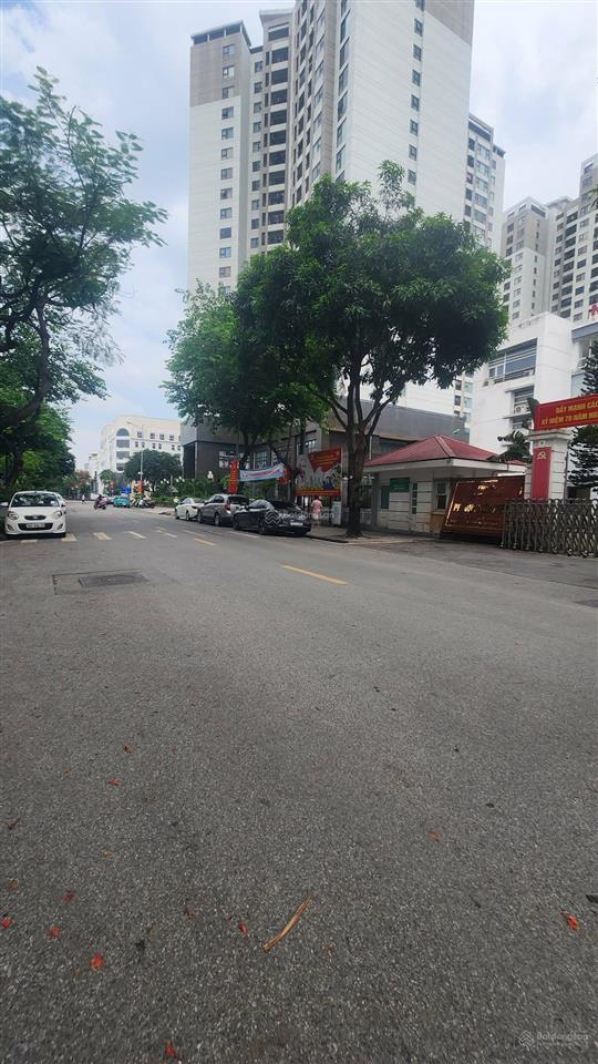 Bán nhà ngay tt17 văn phú, 50m2, ô tô, kinh doanh, 10.5 tỷ.