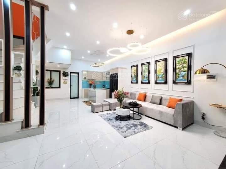 Bán nhà kinh doanh xa la  phúc la 60m2, 5 tầng  vỉa hè  ô tô. 13.5 tỷ