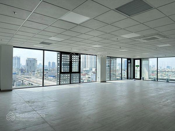 250m2  300m2 văn phòng  nguyễn trãi. giá thuê 200k/m2