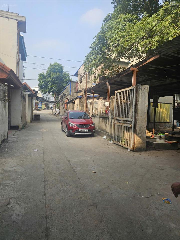 Anh trưởng thôn chương mỹ cần bán lô đất đẹp ở lam điền ôtô tránh đường thông gần phố 81m nhỉnh 2tỷ