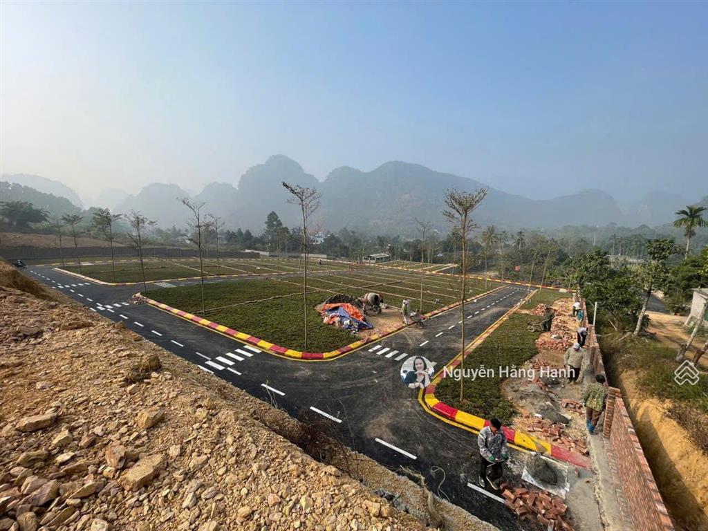 Siêu phẩm giá tốt lạc thủy hòa bình, 2 ô tô ra vào thông tứ phía, nhỉnh 500 triệu/50m2