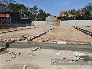 Cần bán lô đất bãi dài 95m nhỉnh 4tỷ sát xanh villas, metro 05 xây ở, kinh doanh đều đỉnh