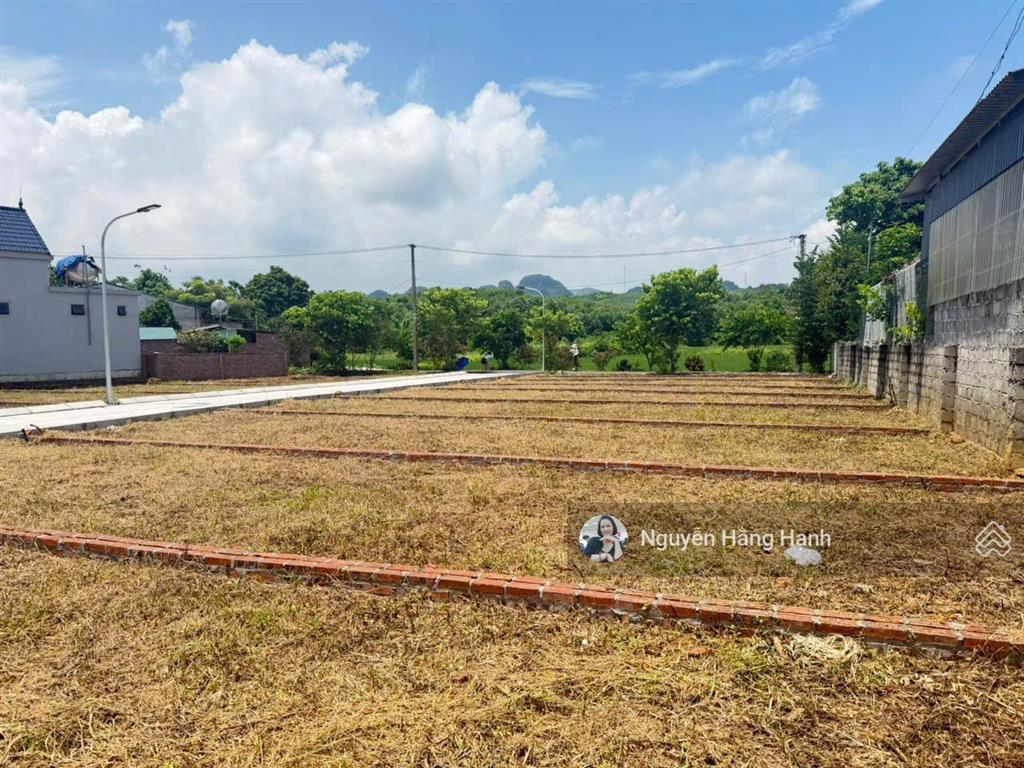 Cách chợ bến 7p có ngay lô đất thị trấn giá đầu tư 97m 593 triệu đường thông 2 ôtô tránh