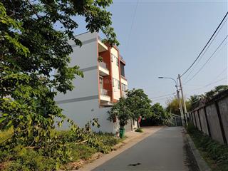 Bán đất hẻm 47 trường lưu, p. long trường q9 dt 74m giá 3,5 tỷ đường 10m  e 0906 860 *** để chốt