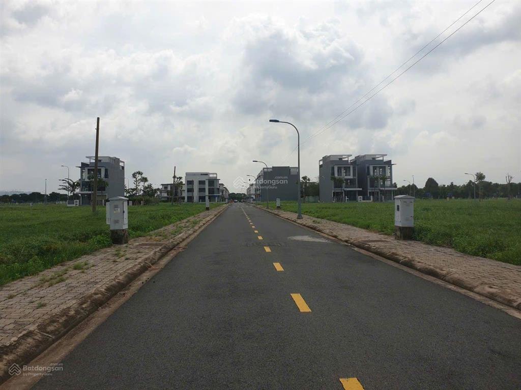 Bán đất kdc đông tăng long quận 9 dt 100m ( 5x20m) giá 7,15 tỷ đường thông xây dựng 1 trệt 2 lầu