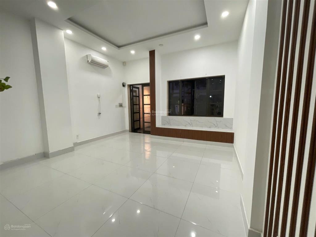 Cho thuê mặt bằng 40m2 khu cityland gò vấp.