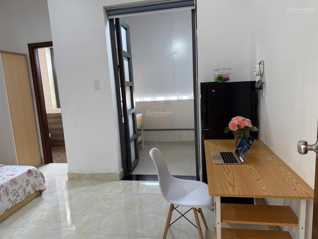 Cho thuê phòng full nội thất khu cityland, tách bếp, có hầm để xe, giá 6tr